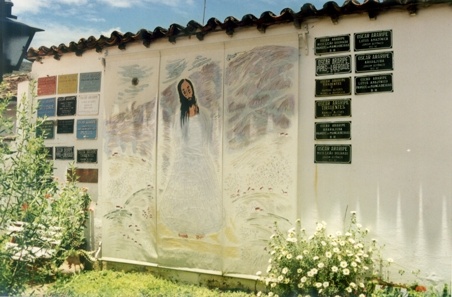 Tiradentes, o Animoso Alferes 1 no pátio do estúdio do pintor, em Tiradentes, Minas Gerais